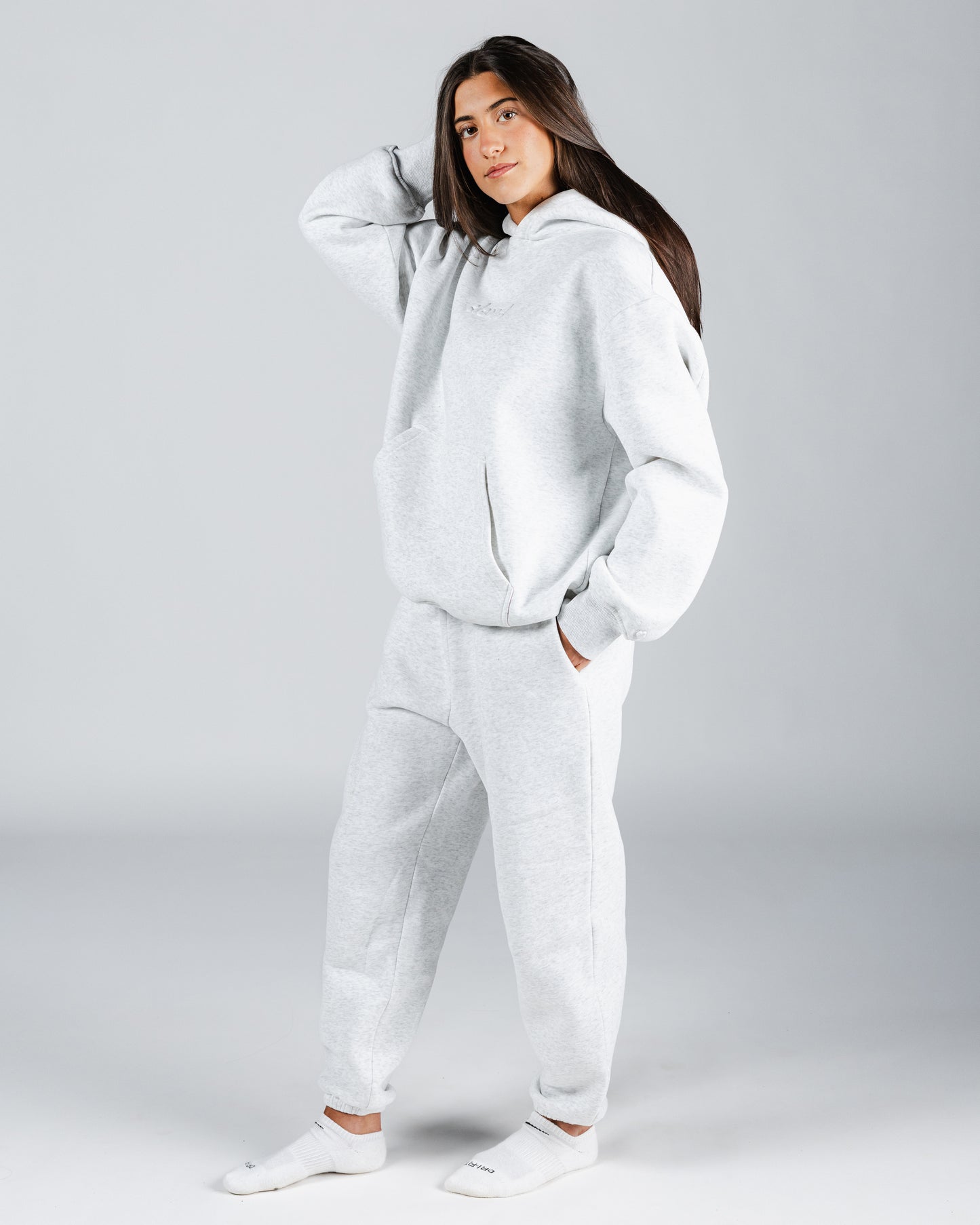 size: Mariah is 5'7 wearing size L | color: Heather Grey
