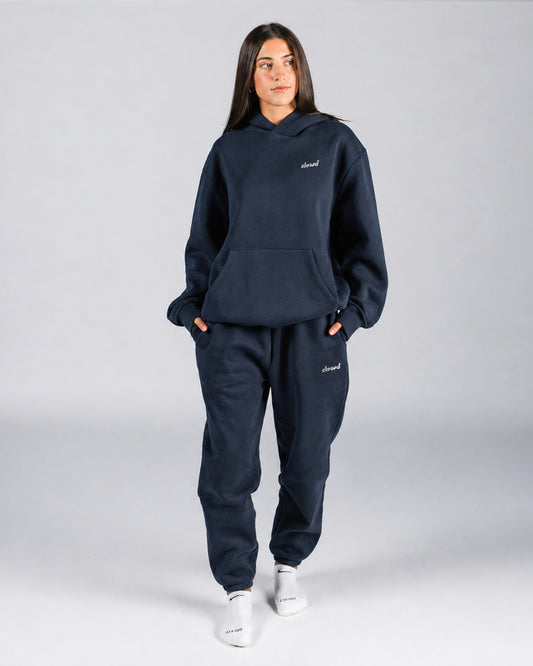 size: Mariah is 5'7 wearing size L | color: Bluestone